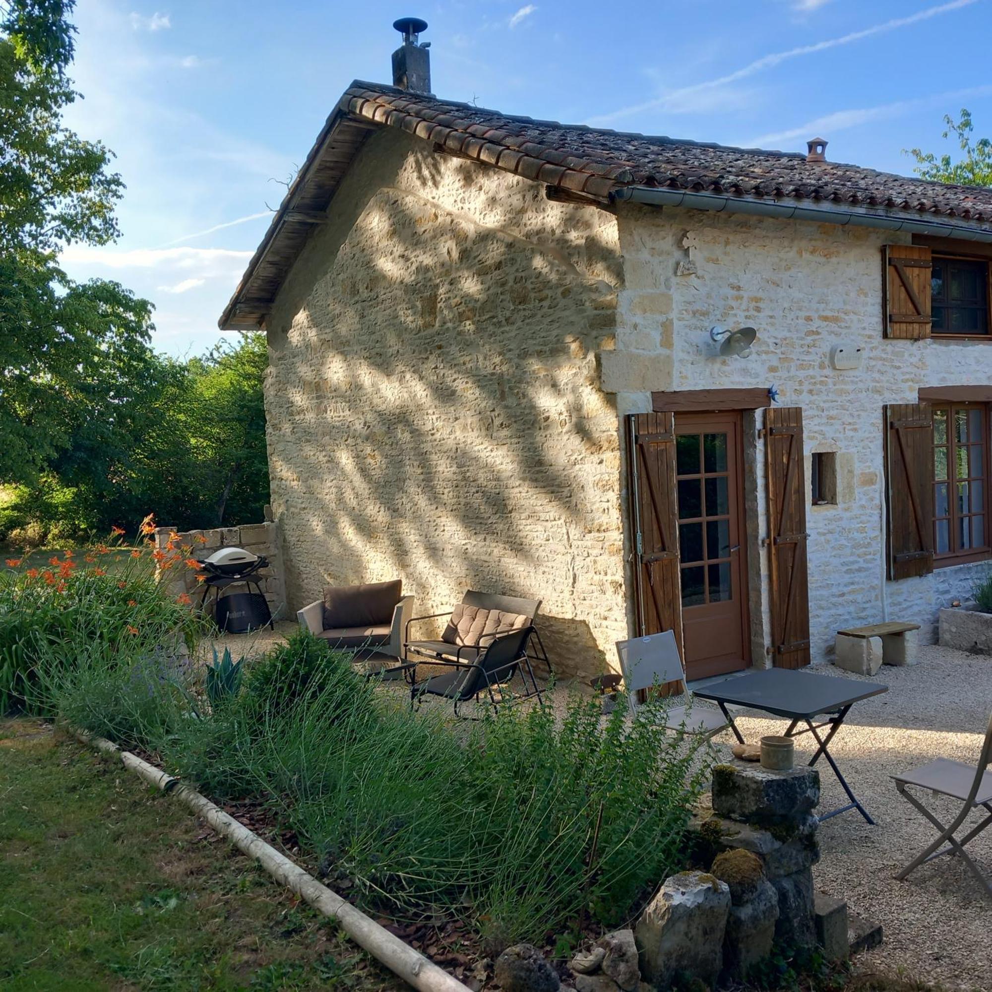 La Petite Bellarderie Villa Champniers  Buitenkant foto