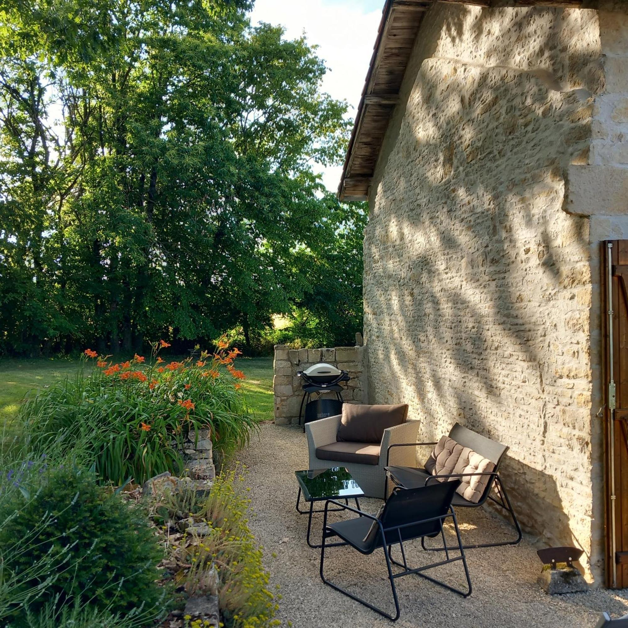 La Petite Bellarderie Villa Champniers  Buitenkant foto